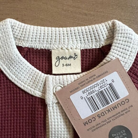 NWT Goumi Kids Cocoa Cream Thermal Baby Gown SZ 3-6 mo Red Bamboo Sleeper - Picture 3 of 3